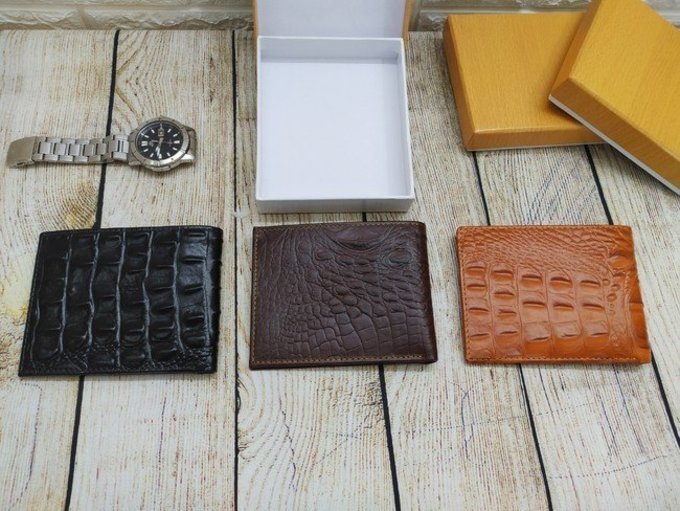 Ví gấp da bò dập vân cá sấu VDD04 20 Ví gấp da bò dập vân cá sấu VDD04
