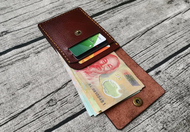Chọn mua ví da nam cao cấp tại Hàng Da Chất