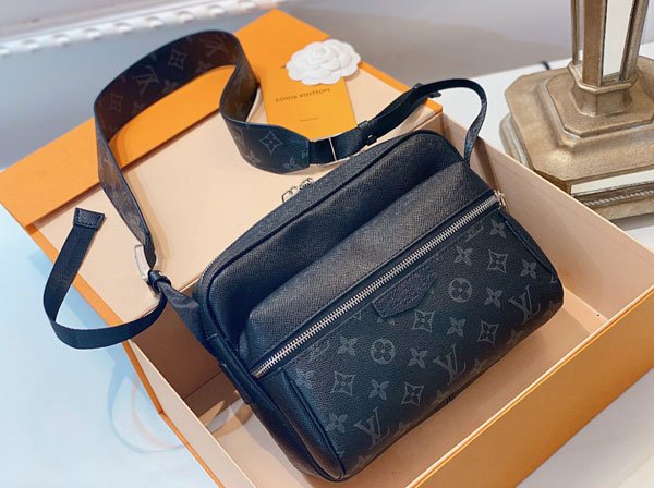 Các loại túi xách nam da bò chất lượng cao
